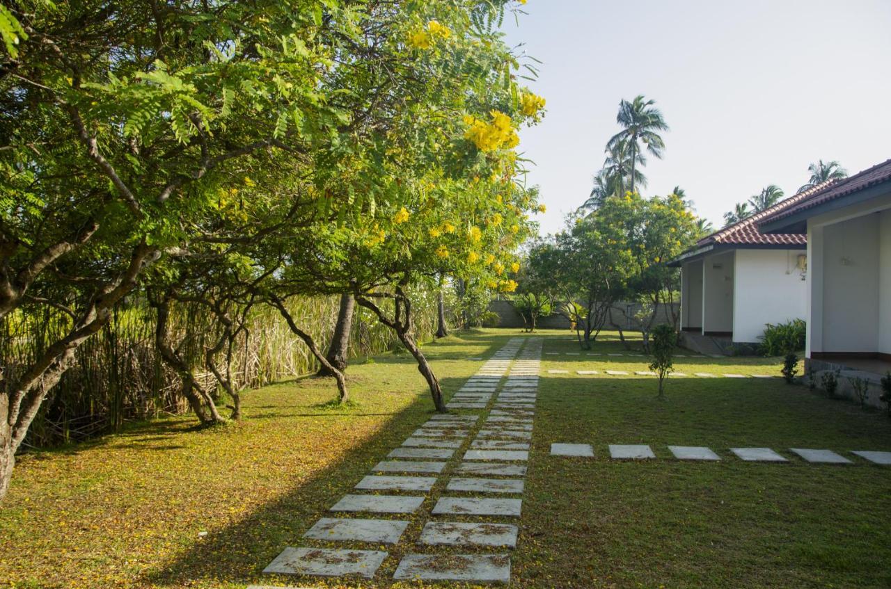 Capital Wind Kalpitiya "Wind Beach" Exterior photo